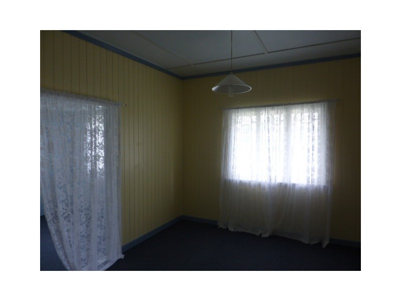 10 Bostock Street, Newtown QLD 4305