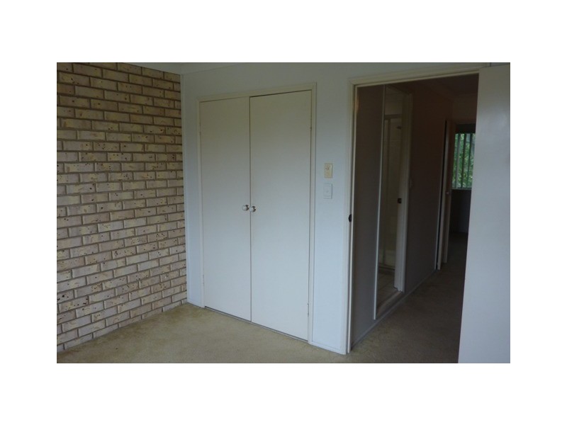 8/16 Lindsay Street, Bundamba QLD 4304