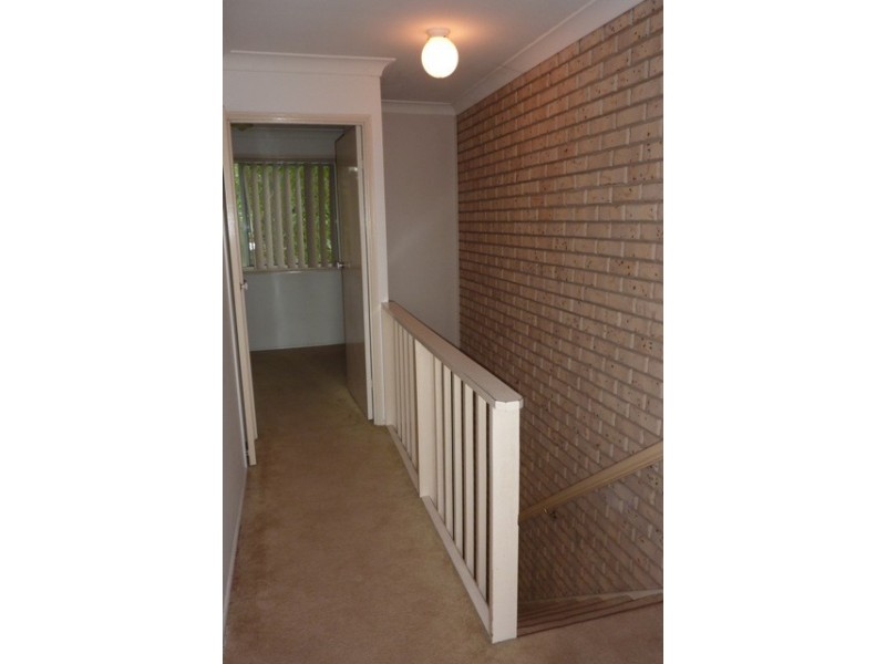 8/16 Lindsay Street, Bundamba QLD 4304