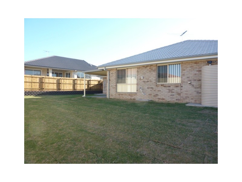 4 Imperial Court, Brassall QLD 4305