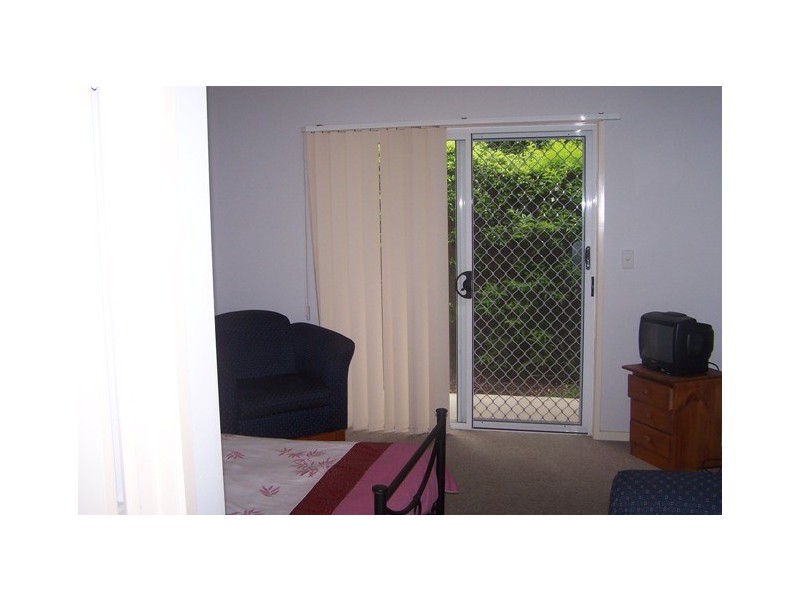 21 Bergin Street, Booval QLD 4304