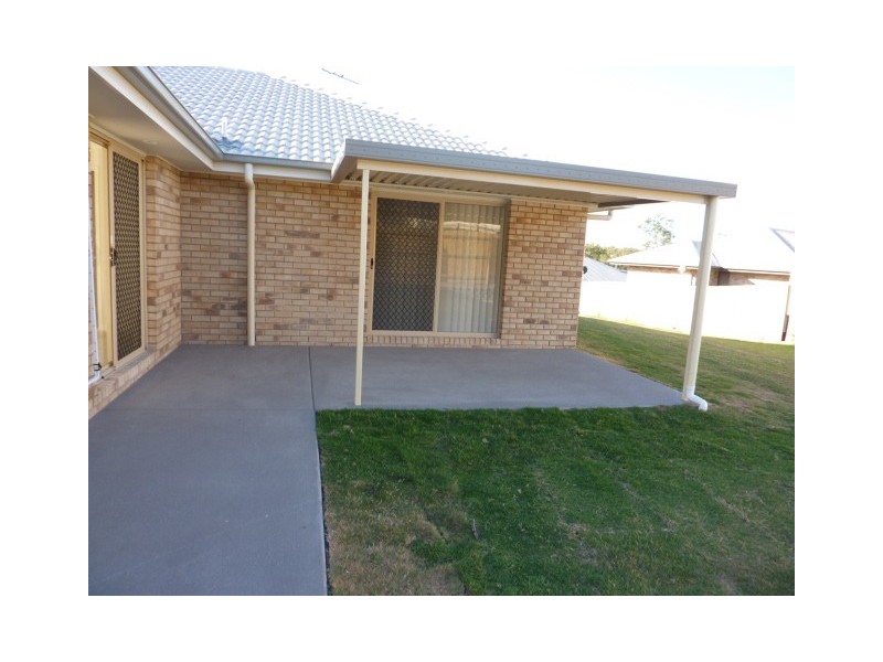 4 Imperial Court, Brassall QLD 4305