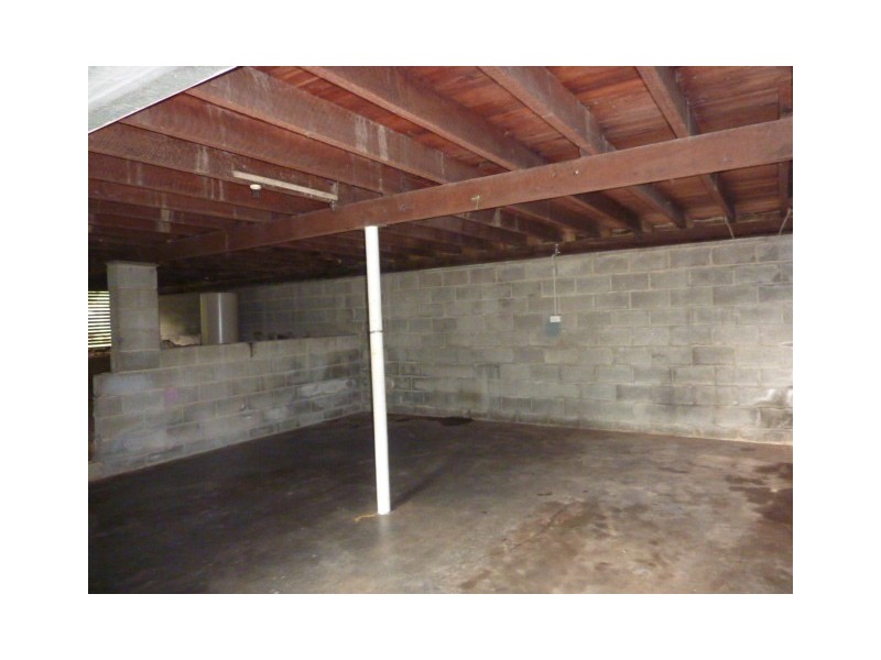 8 Callaghan Street, East Ipswich QLD 4305