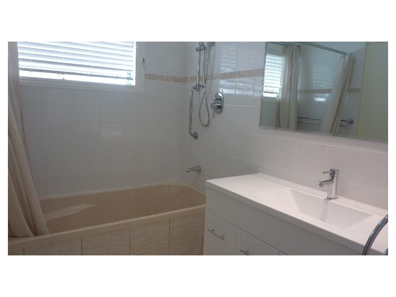 263 Whitehill Road, Raceview QLD 4305