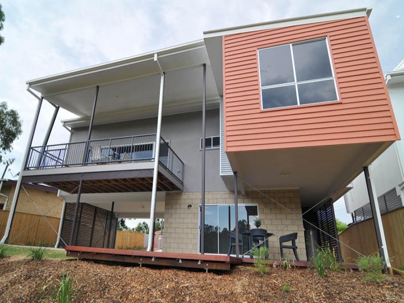 8 Bremer Pde, Basin Pocket QLD 4305