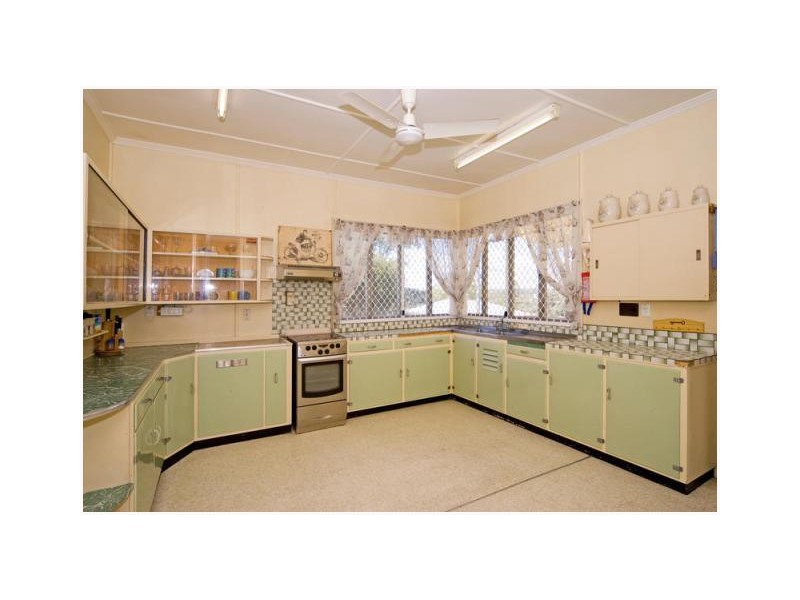 5 Churchill Street, Churchill QLD 4305