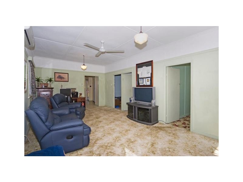 5 Churchill Street, Churchill QLD 4305