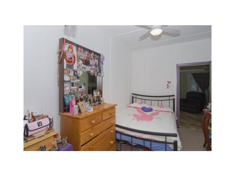 5 Churchill Street, Churchill QLD 4305