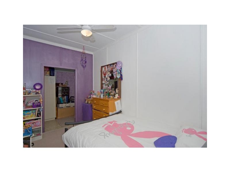 5 Churchill Street, Churchill QLD 4305