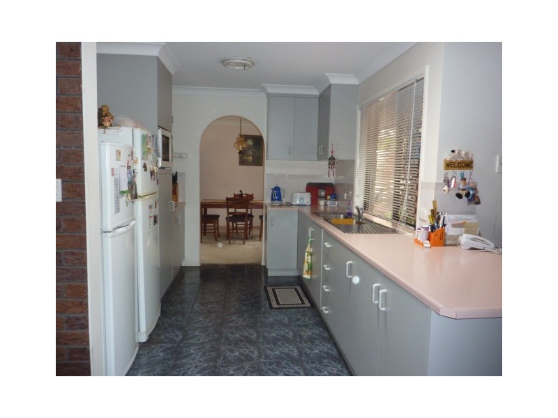 4 Pender Street, North Ipswich QLD 4305