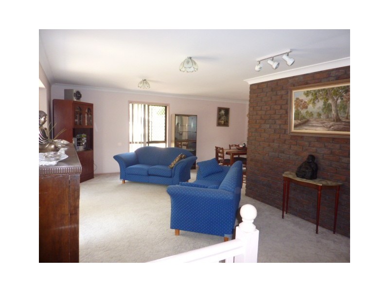 4 Pender Street, North Ipswich QLD 4305