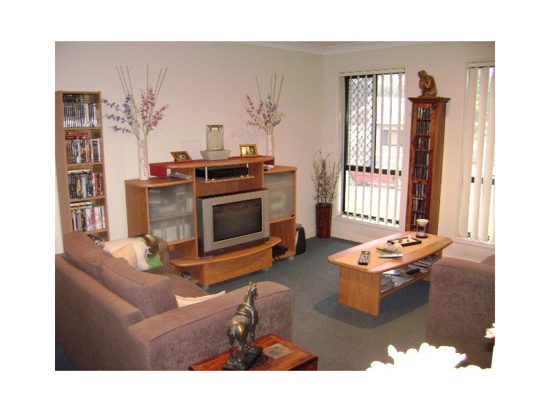 10 Aldworth Place, Springfield Lakes QLD 4300