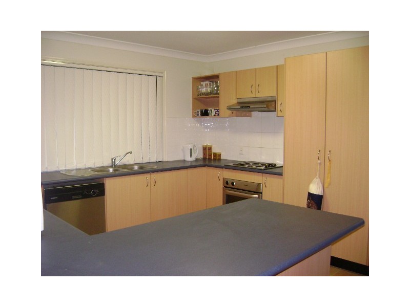 10 Aldworth Place, Springfield Lakes QLD 4300