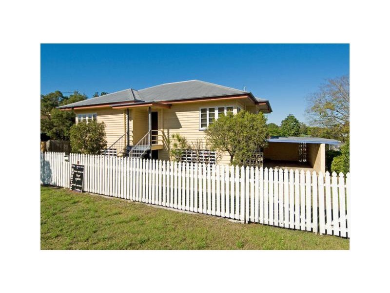 10 Boundary Street, Bundamba QLD 4304