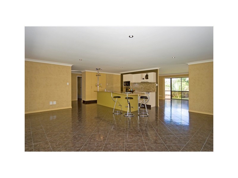 4 Wirriboot Court, Karana Downs QLD 4306