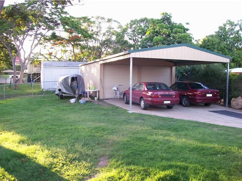 Silkstone QLD 4304