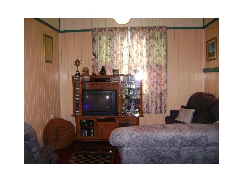 Silkstone QLD 4304