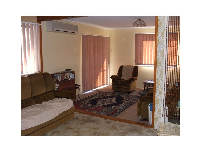 31 Samford Road, Leichhardt QLD 4305