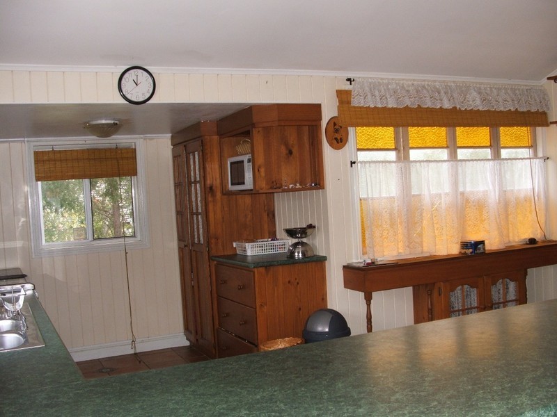 10 Pommer Street, Brassall QLD 4305