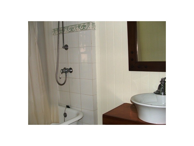 Eastern Heights QLD 4305