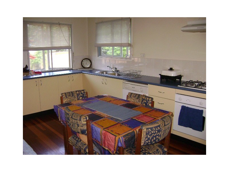 55  Avon Street, Leichhardt QLD 4305