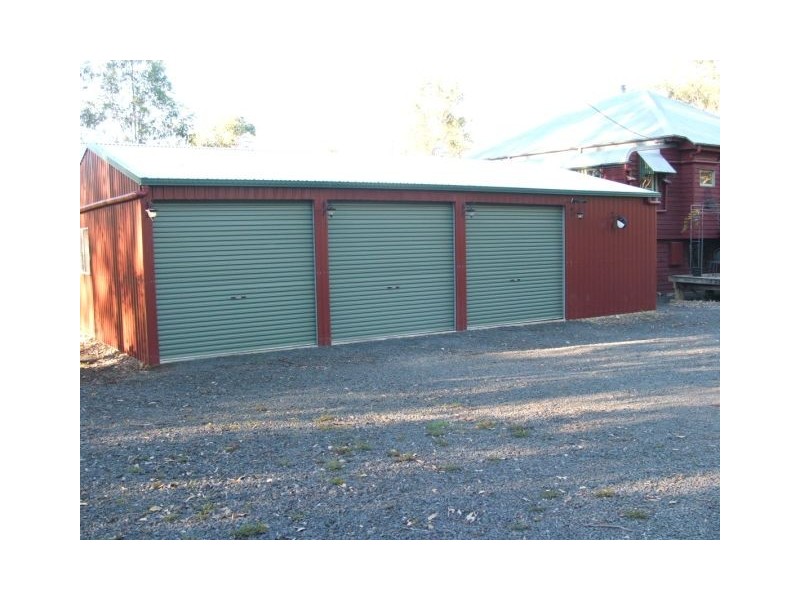 2 St Michael’s Terrace, Pine Mountain QLD 4306