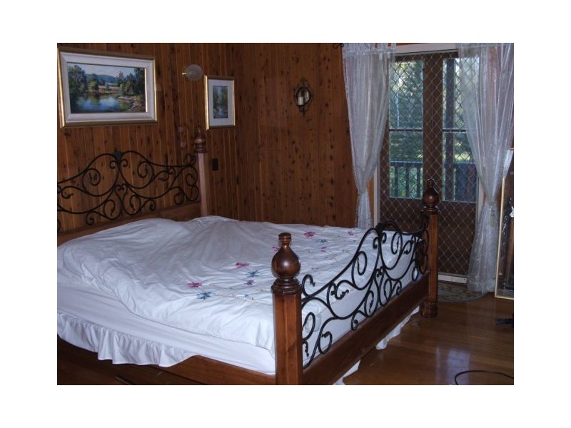 2 St Michael’s Terrace, Pine Mountain QLD 4306