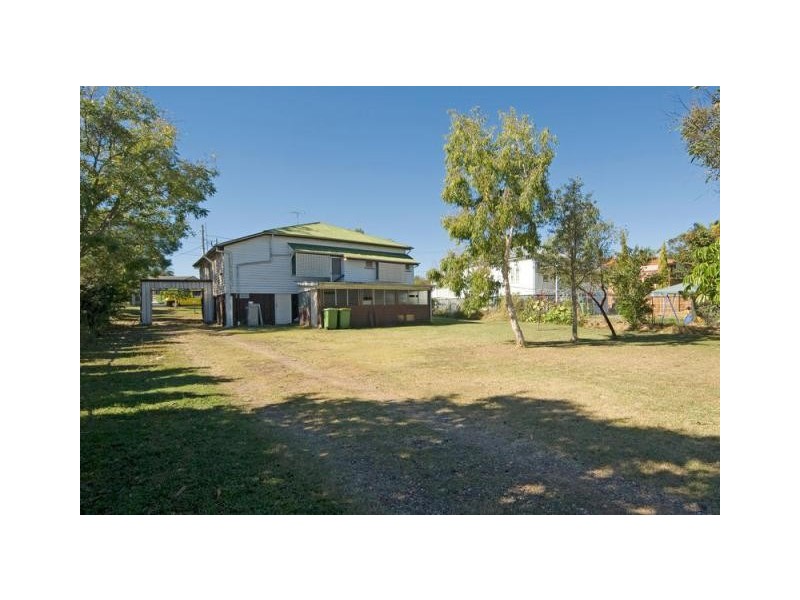 99 Thorn Street, Ipswich QLD 4305