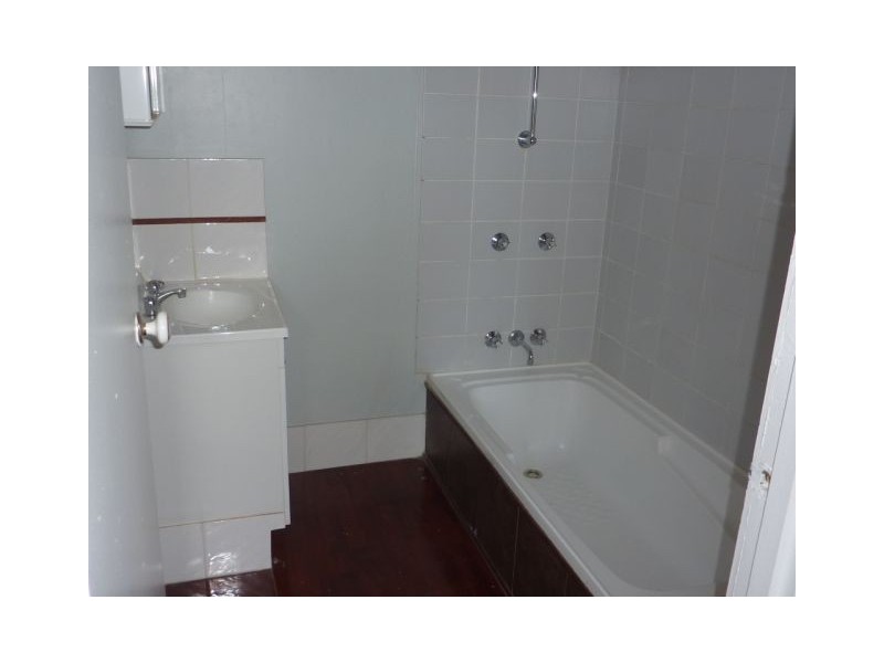 57 Vineyard Street, One Mile QLD 4305