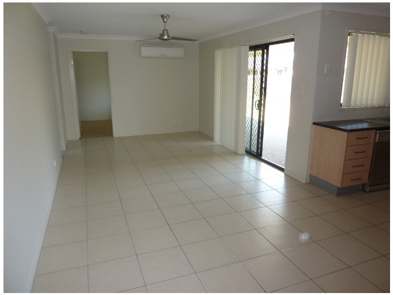 21 Doorey Street, One Mile QLD 4305