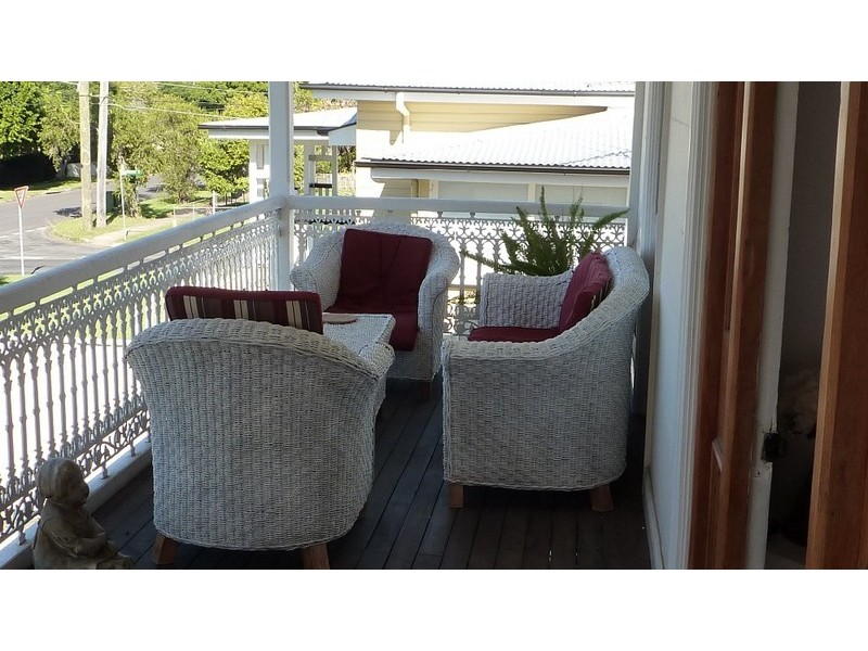 7 Whitehill Street, Newtown QLD 4305
