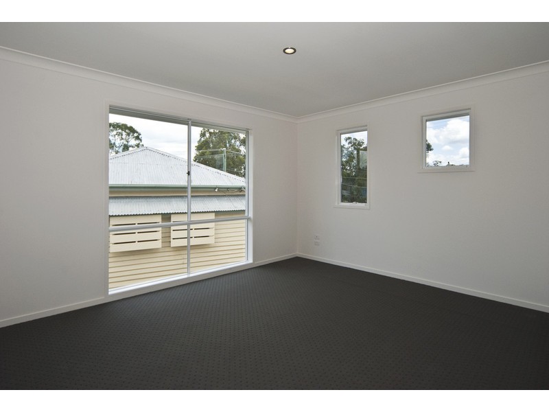 32 Sydney Street, Brassall QLD 4305