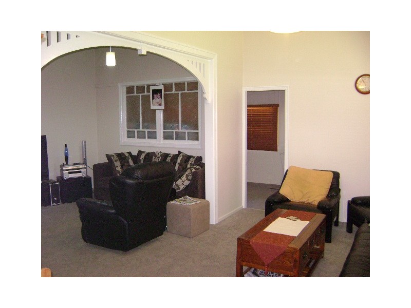 102 Downs Street, North Ipswich QLD 4305