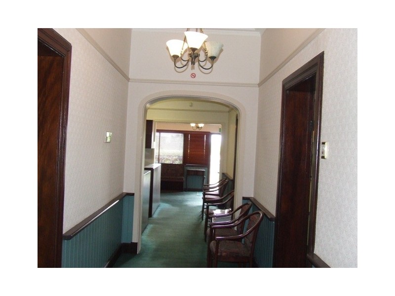 2 Court Street, Ipswich QLD 4305