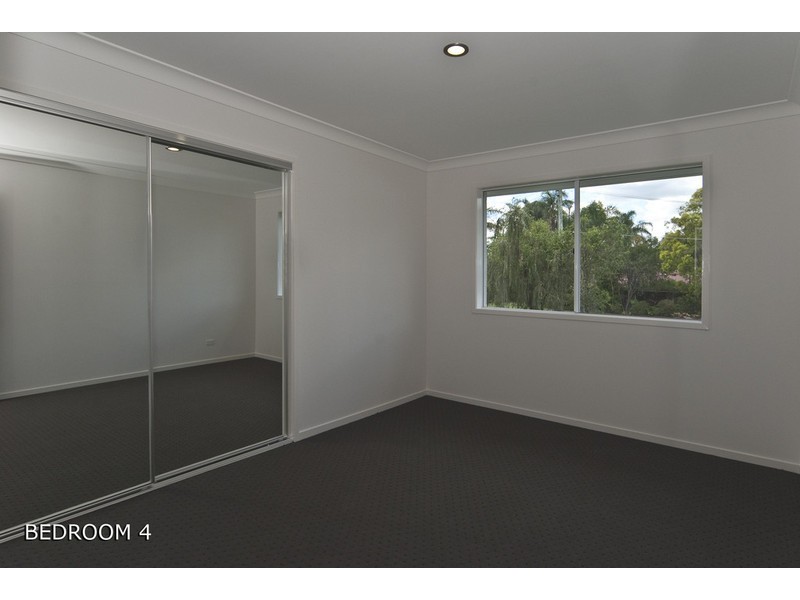 32 Sydney Street, Brassall QLD 4305