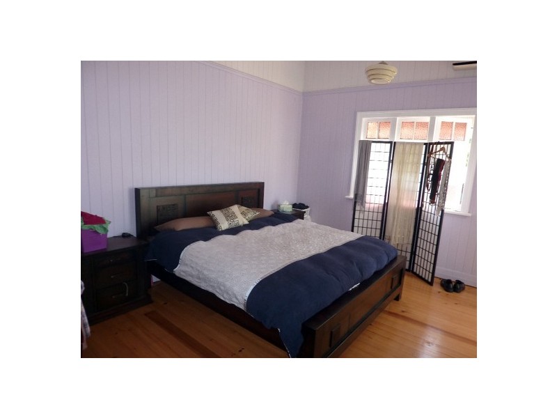 17 Ferguson Street, North Ipswich QLD 4305