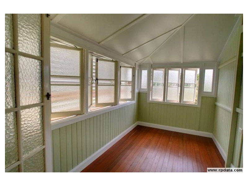 17 Ferguson Street, North Ipswich QLD 4305