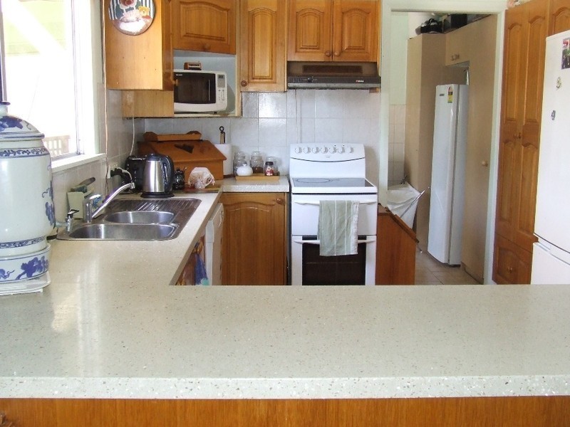 32 Reddy Street, One Mile QLD 4305