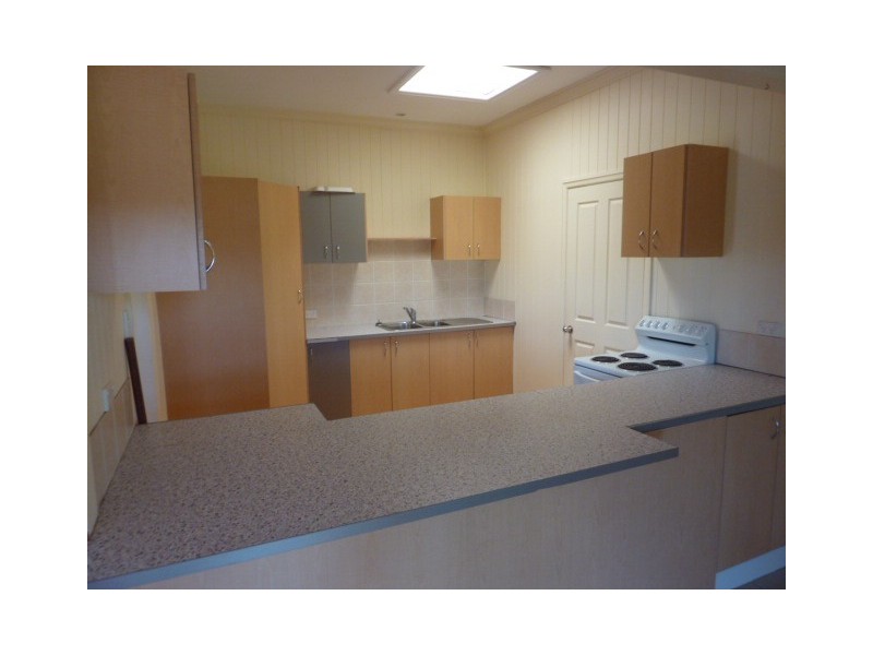 42 Barclay Street, Bundamba QLD 4304