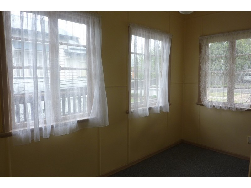 178 Glebe Road, Booval QLD 4304