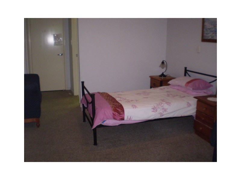 21 Bergin Street, Booval QLD 4304