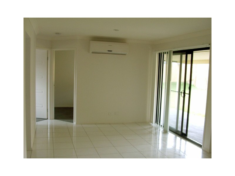 105 Windle Rd, Brassall QLD 4305