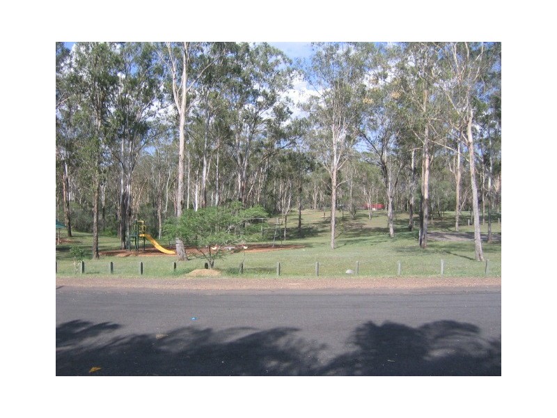 4 Clare Avenue, North Ipswich QLD 4305