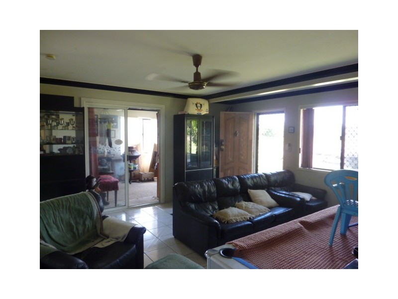 27 Owens St, Marburg QLD 4346