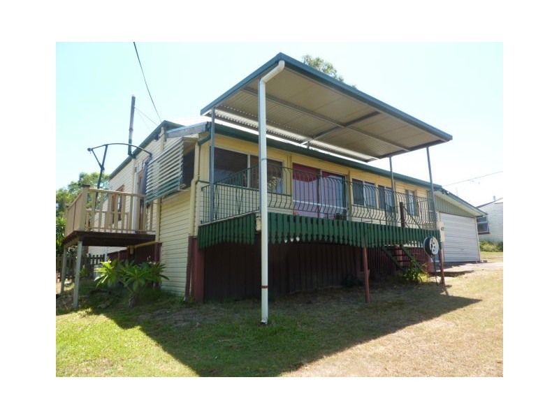42 Barclay Street, Bundamba QLD 4304