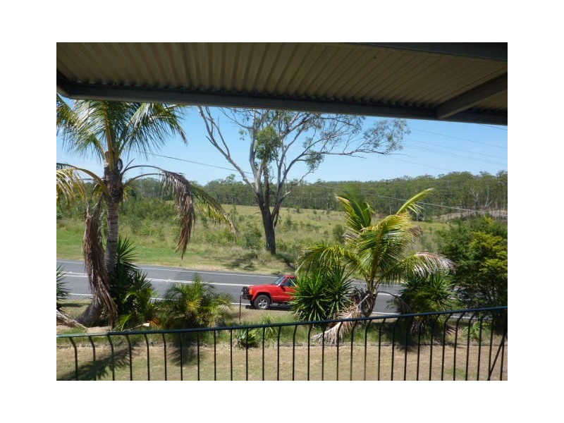 42 Barclay Street, Bundamba QLD 4304