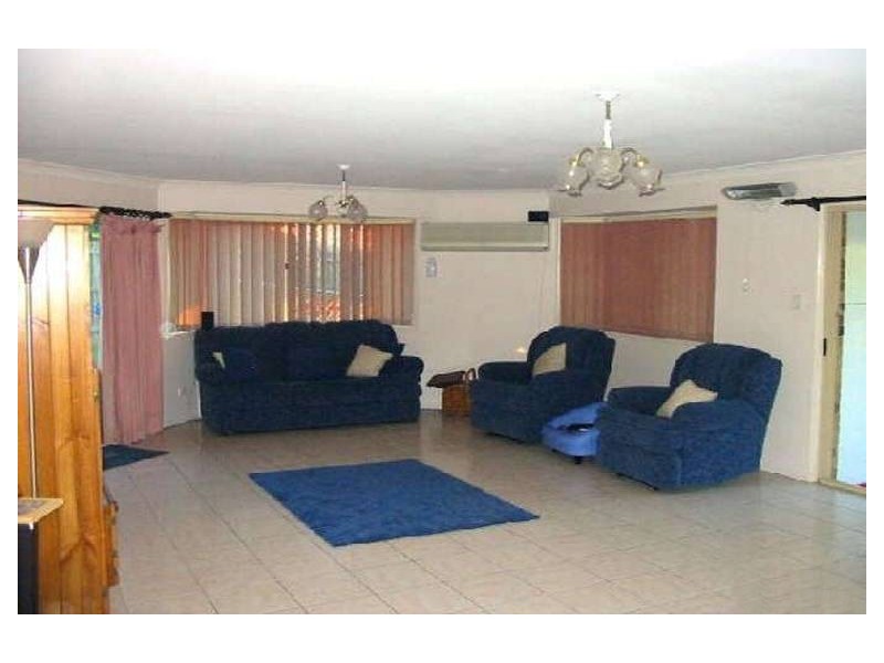 72  North High St, Brassall QLD 4305