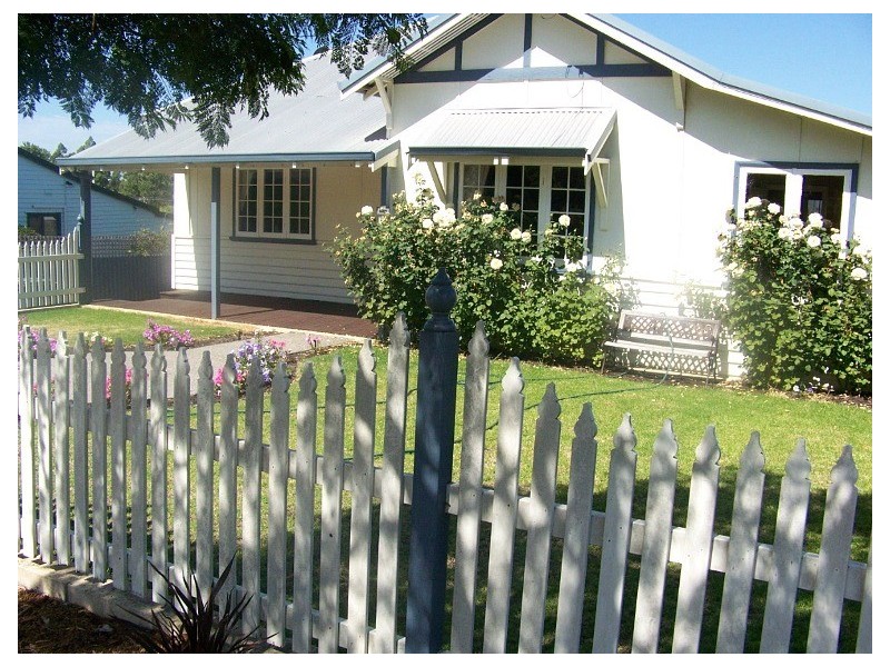 58 Moore Street, Manjimup WA 6258