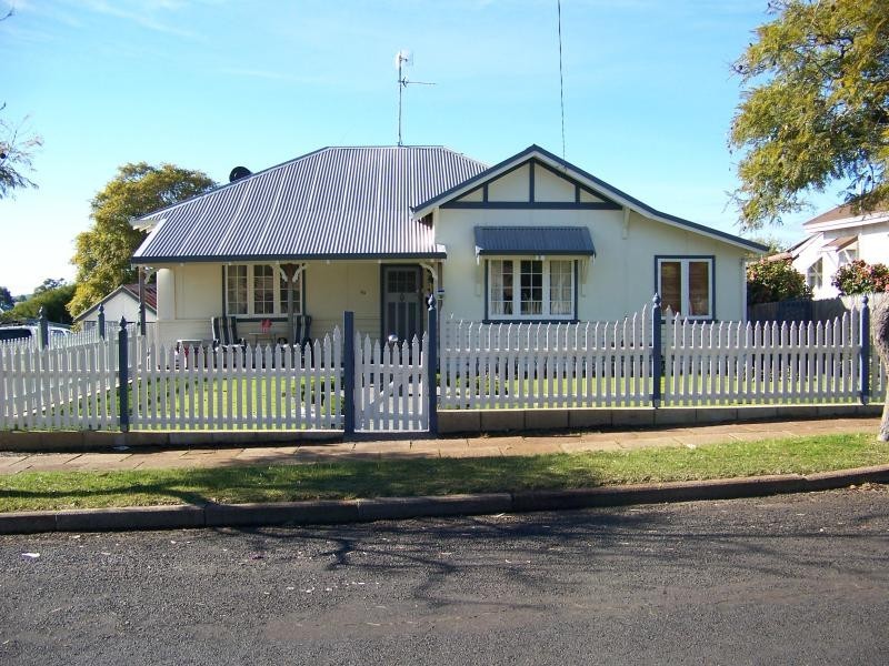 58 Moore Street, Manjimup WA 6258