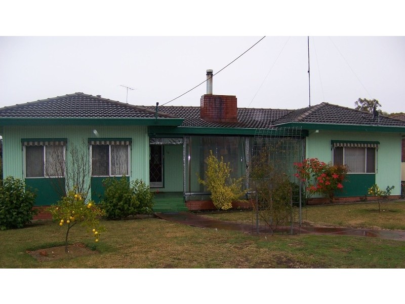 16 Collier Street, Manjimup WA 6258